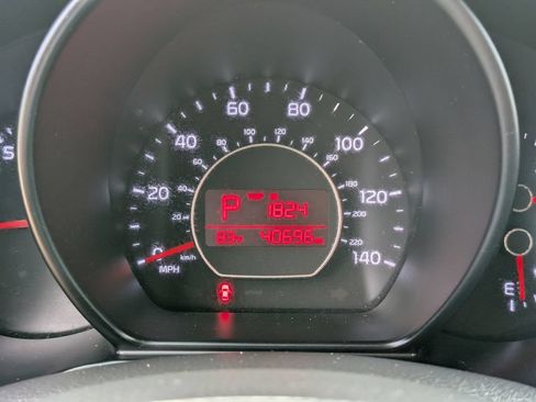 Used 2019 Kia Soul FWD image 33