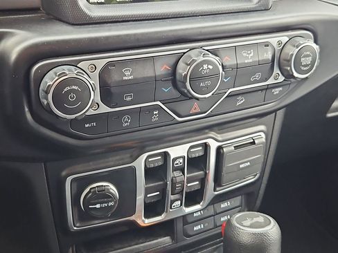 Certified 2021 Jeep Wrangler Unlimited Sport S image 25