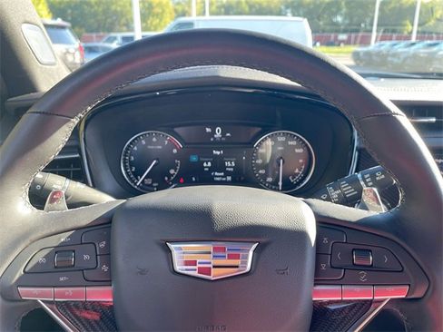 Used 2025 Cadillac XT6 Sport w/ LPO, Floor Liner Package image 11