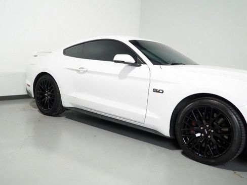Used 2021 Ford Mustang GT Premium w/ GT Performance Package RWD image 40