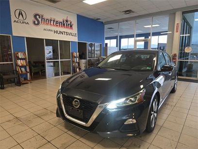 Used 2022 Nissan Altima 2.5 SV