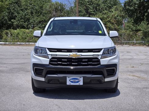 Used 2022 Chevrolet Colorado LT w/ Fleet Safety Package RWD image 2