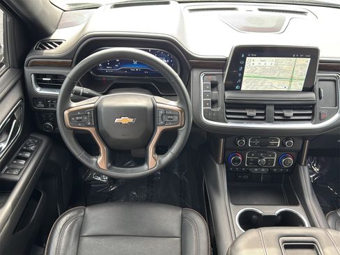 Used 2023 Chevrolet Suburban High Country w/ Premium Package 2 image 11