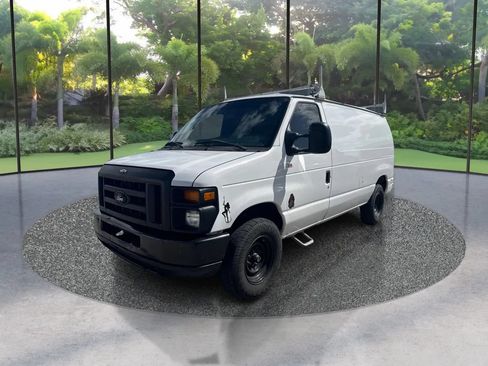 Used 2012 Ford E-250 and Econoline 250 w/ PWR Group RWD image 1