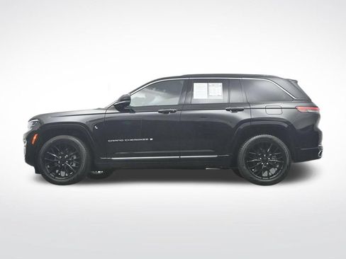 Used 2025 Jeep Grand Cherokee Summit AWD/4WD image 45