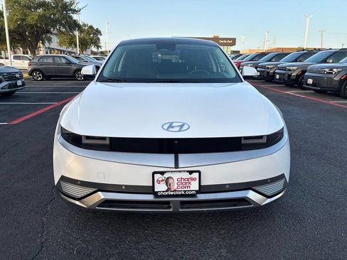 Certified 2024 Hyundai Ioniq 5 Limited AWD/4WD image 8