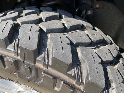 Used 2013 Ford F250 Lariat w/ Chrome Pkg image 3