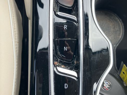 Used 2023 Buick Envision Avenir FWD image 27