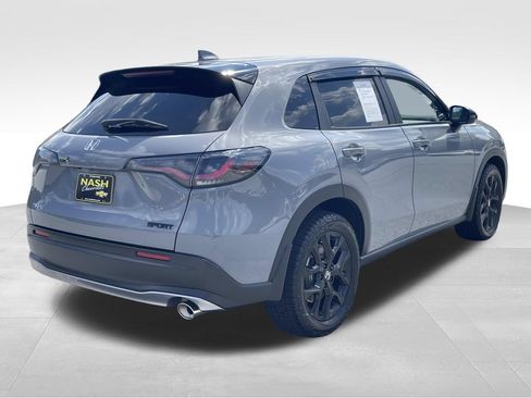 Used 2024 Honda HR-V Sport image 3