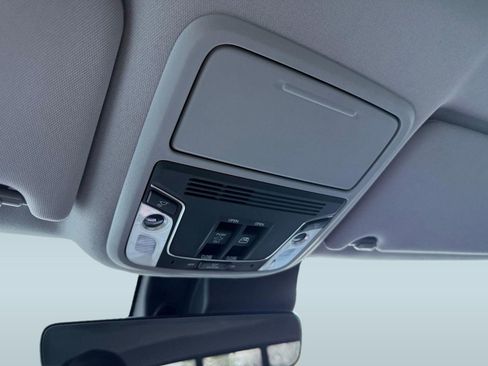 Used 2023 Honda Ridgeline RTL-E image 18