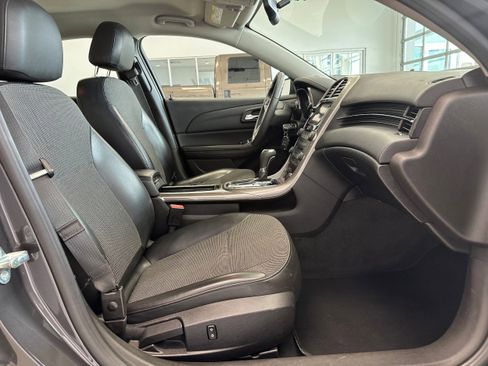 Used 2013 Chevrolet Malibu LT w/ Power Convenience Package image 14