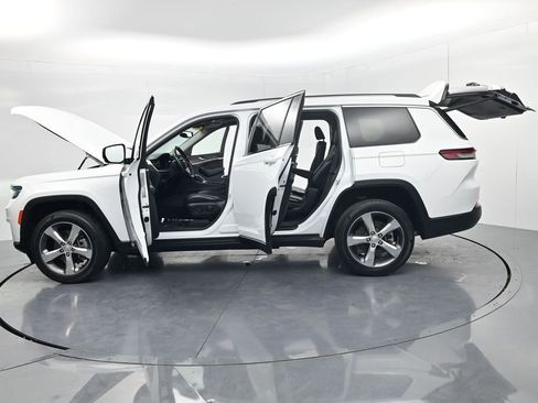 Used 2021 Jeep Grand Cherokee L Limited AWD/4WD image 70