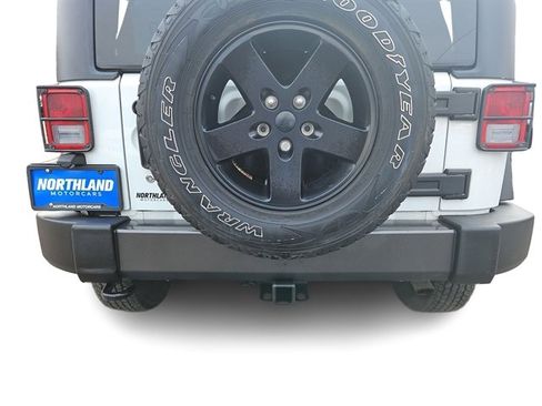 Used 2016 Jeep Wrangler Unlimited Sport image 15