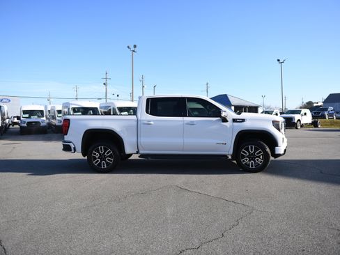 Used 2024 GMC Sierra 1500 AT4 w/ Technology Package image 13