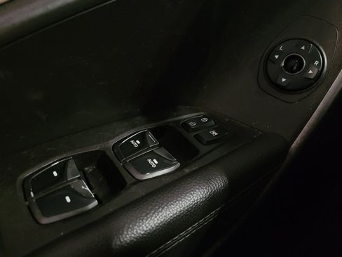 Used 2017 Hyundai Santa Fe Sport image 27