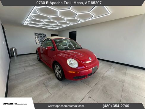 Used 2006 Volkswagen Beetle Convertible w/ Package 1 image 5