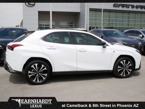 New 2026 Lexus UX 300h AWD image 9