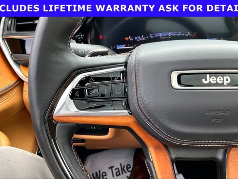Used 2022 Jeep Grand Cherokee Summit AWD/4WD image 15