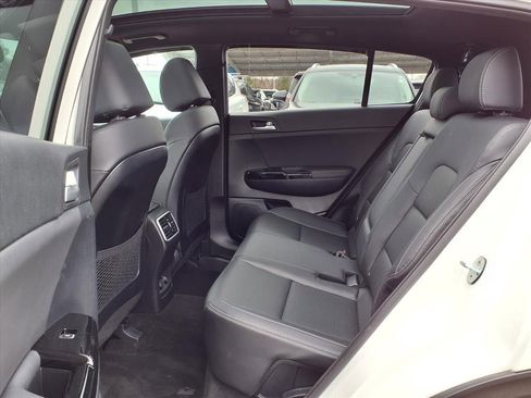 Used 2022 Kia Sportage Nightfall Edition w/ Nighfall AWD Premium Package image 11