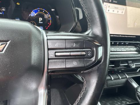 Used 2024 Chevrolet Colorado LT w/ LT Convenience Package RWD image 23
