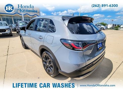 Certified 2024 Honda HR-V Sport image 7