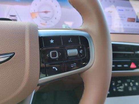 New 2026 Genesis GV70 2.5T Advanced AWD/4WD image 21