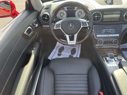 Used 2014 Mercedes-Benz SL 550 image 16