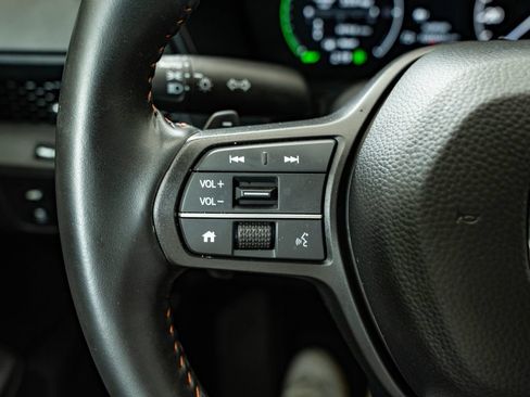 Used 2025 Honda CR-V Sport-L image 29
