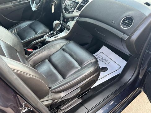 Used 2016 Chevrolet Cruze LT image 12