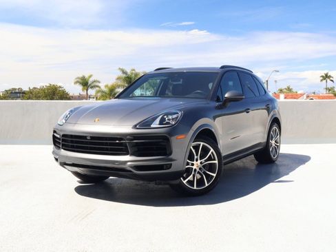 Certified 2023 Porsche Cayenne Platinum Edition AWD/4WD image 1