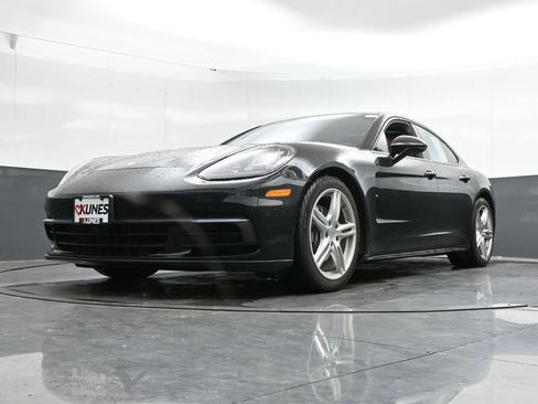 Used 2019 Porsche Panamera 4 AWD/4WD image 49