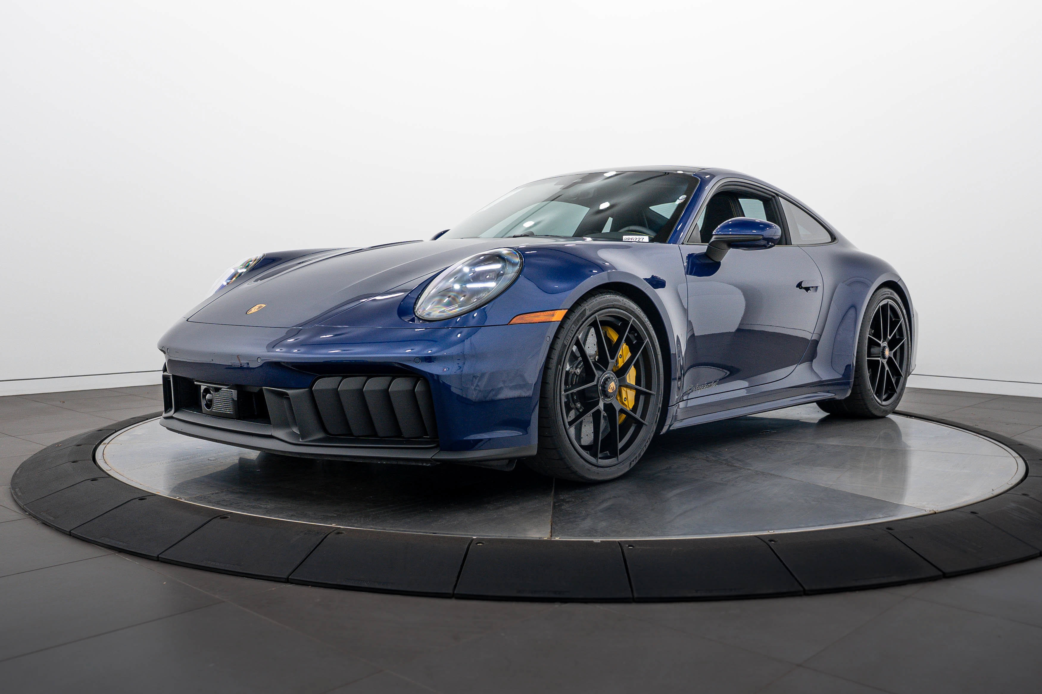 Certified 2026 Porsche 911 Carrera 4 GTS AWD/4WD image 1