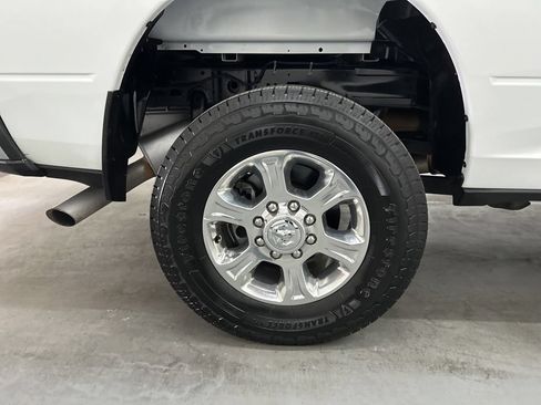Used 2024 RAM 2500 Big Horn AWD/4WD image 51