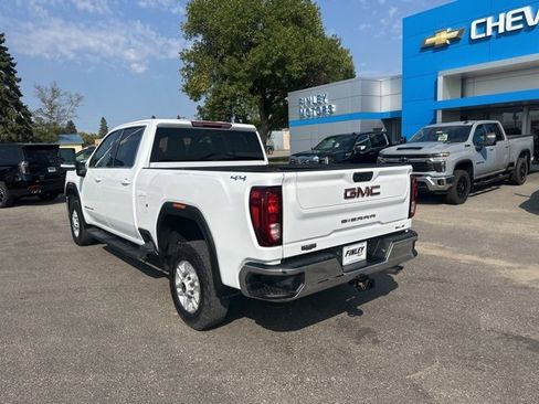 Used 2022 GMC Sierra 2500 SLE w/ SLE Value Package; image 7