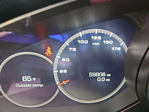 Used 2019 Porsche Cayenne image 16