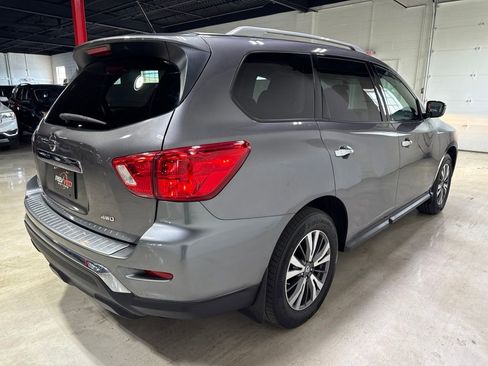 Used 2017 Nissan Pathfinder S AWD/4WD image 7