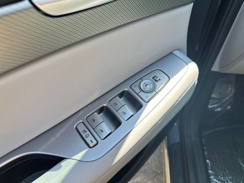 Used 2025 Hyundai Palisade SEL AWD/4WD image 16