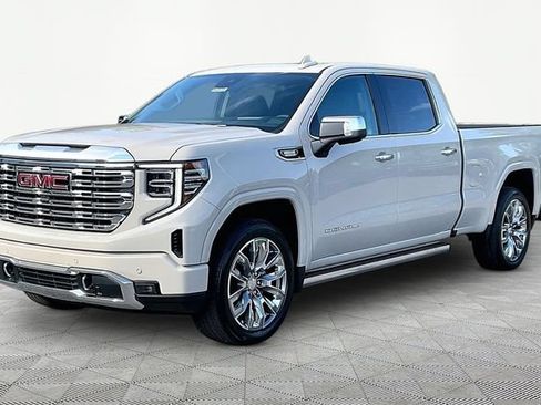 New 2026 GMC Sierra 1500 Denali w/ Denali Reserve Package AWD/4WD image 3