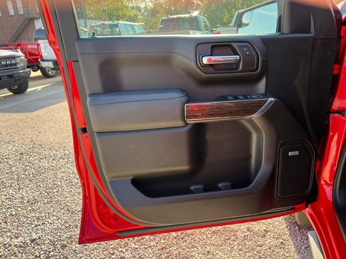 Used 2022 GMC Sierra 1500 Elevation image 10