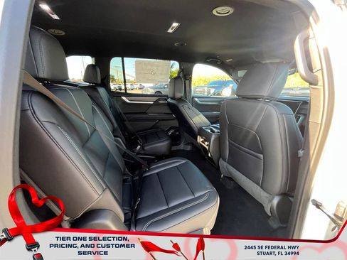 New 2026 GMC Acadia Elevation w/ Elevation Premium Package image 18