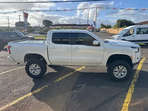 Used 2024 Nissan Frontier SV AWD/4WD image 4