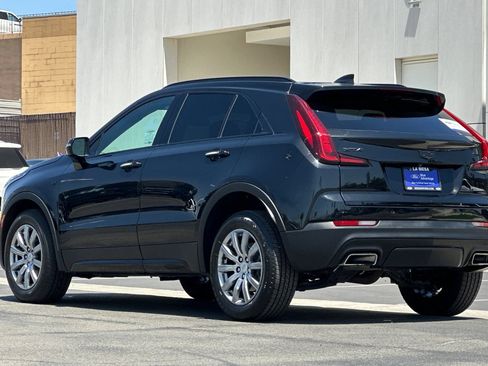 Used 2023 Cadillac XT4 Premium Luxury FWD image 5