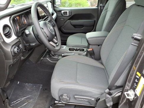 New 2026 Jeep Wrangler Unlimited Sport AWD/4WD image 18