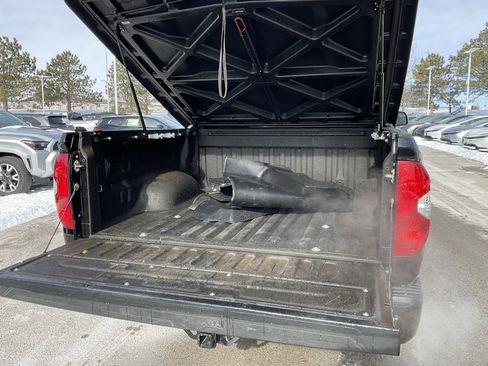 Used 2018 Toyota Tundra Platinum image 6