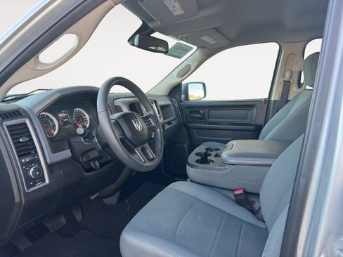 Used 2019 RAM 1500 Express image 9