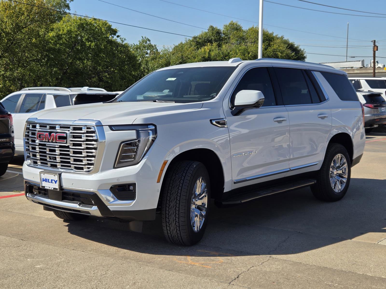 New 2026 GMC Yukon Denali w/ Advanced Technology Package AWD/4WD image 2
