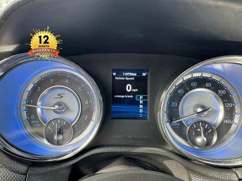 Used 2014 Chrysler 300 S image 29