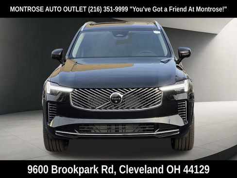 New 2026 Volvo XC90 B6 Plus w/ Protection Package Premier AWD/4WD image 8