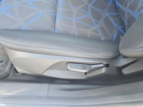 Used 2013 Ford Fiesta SE image 17