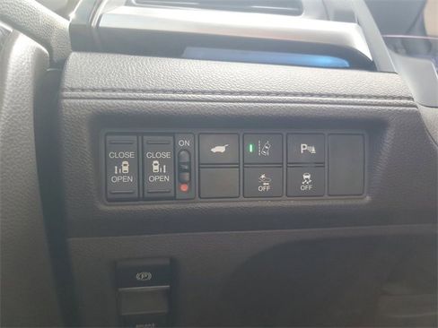 Used 2020 Honda Odyssey Elite image 32
